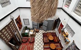Earth Hostel